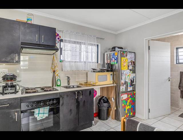 1 BEDROOM APARTMENT FOR SALE IN WITFIELD